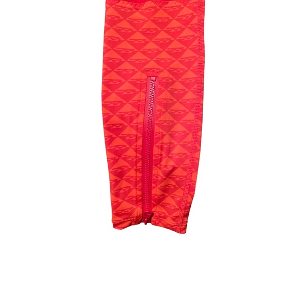Diesel Sport Leggings/ Activewear Tomato Red Logo Leggings w/ Mesh Size XXS NWOT - Picture 4 of 6